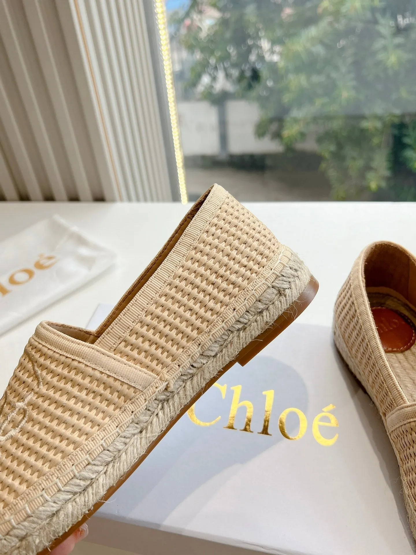 CHLOÉ High-value BEIGE IN RAFFIA WOVEN LOAFER On-sale TAN