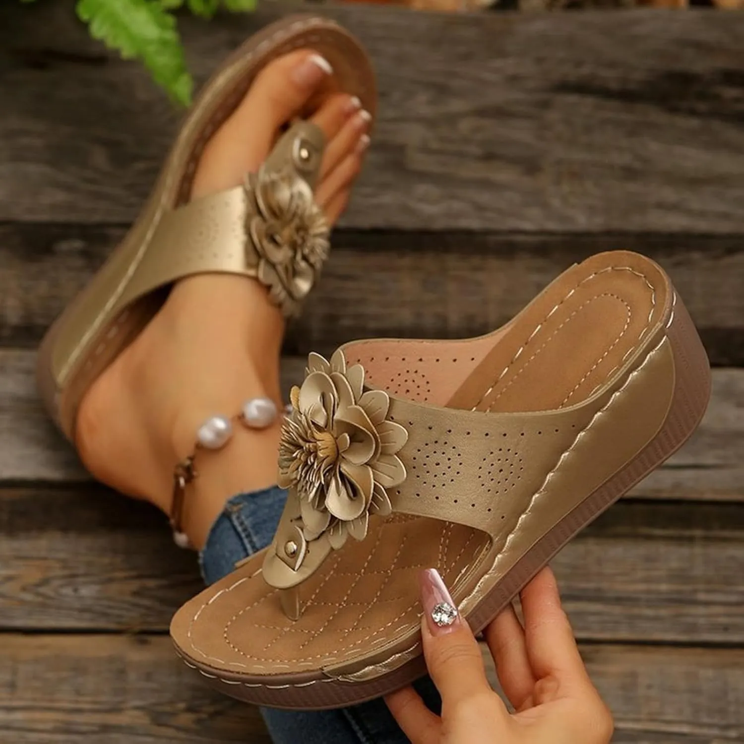 Comfortable Sandals for Women Orthopedic Soft Cushion Flip Flops Dressy Summer Yoga Mat Casual Walking Thong Slippers Ladies Cute Flowers Decor Beach Shoes on Feet All Day