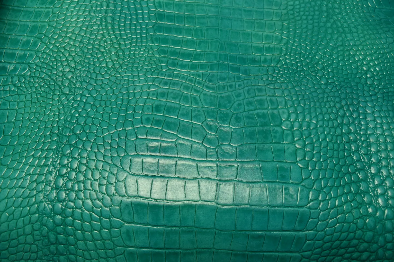 Italian Faded Emerald Alligator-Embossed Cow Leather