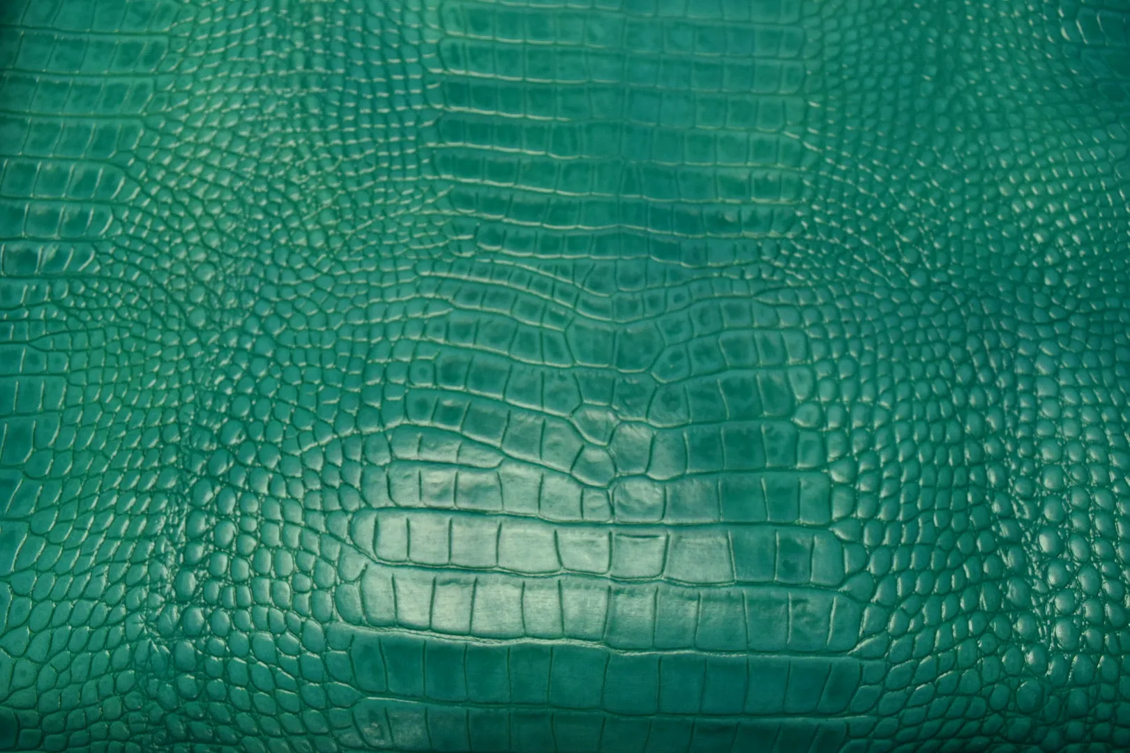Italian Faded Emerald Alligator-Embossed Cow Leather