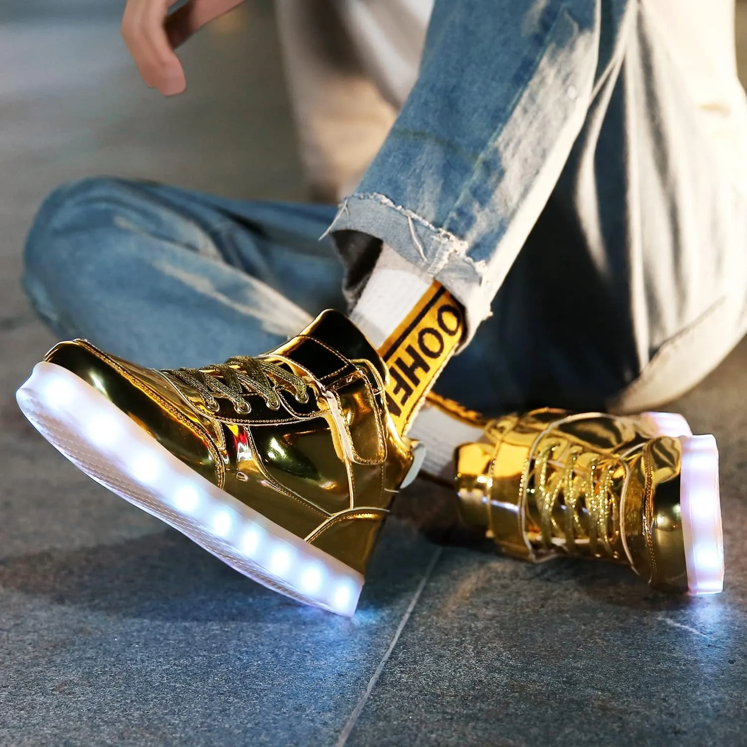 Kids Light up Shoes Led Shoes for Boys Girls USB Charging Flashing Trainers High Top Sneakers