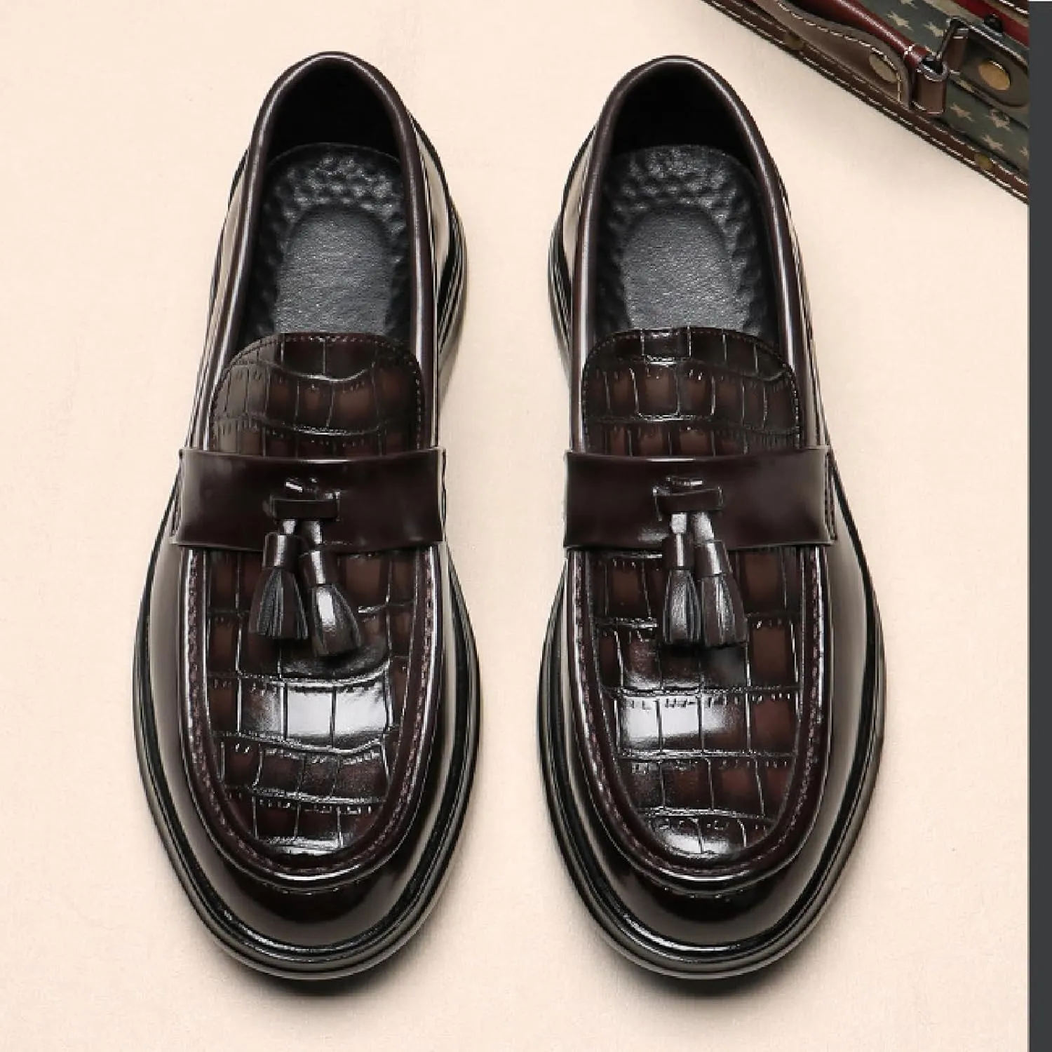 Men's Patent Leather Tassel Dress Loafers Fashion Comfort Round Toe Low-Top Slip-On Soft Bottom Breathable Formal Smoking Shoes Non-Slip Business Wedding Party Shoes