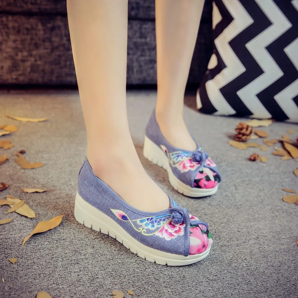Qhome Women's Floral Embroidery Frog Linen Comfortable Casual Walking Canvas Loafers Shoes