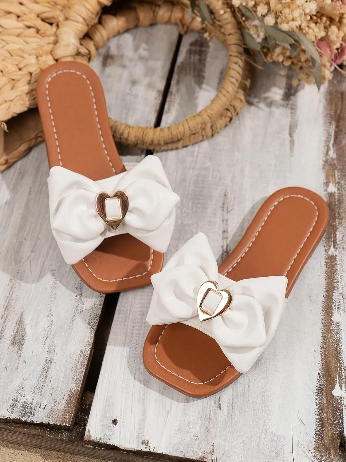 Verdusa Girl's Bow Flat Sandals Cute Slides Square Open Toe Sandals