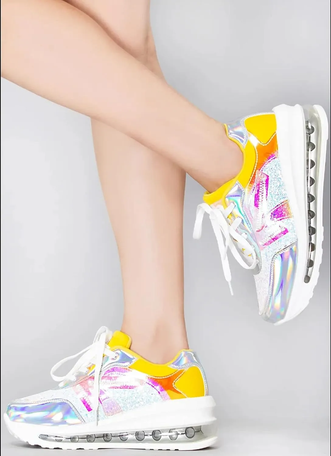 Women Fashion Light Chaser Holographic Sneakers