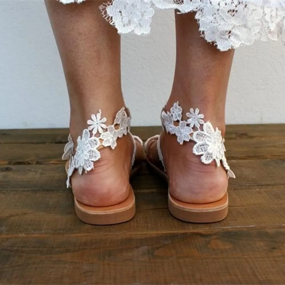 Women Flip-Flops Bohemian Sandals Lace Strap Flat Beach Shoes Toe Ring Sandals Casual Boho Flower Summer Outdoor Toe Post Sandals 2022 Roman Shoes