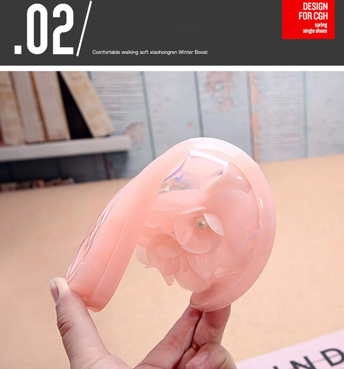 Women's Fashionable Flat Bottomed Transparent Outer Wearing Jelly Sandals Summer Fashion Flower Crystal Beach Slippers